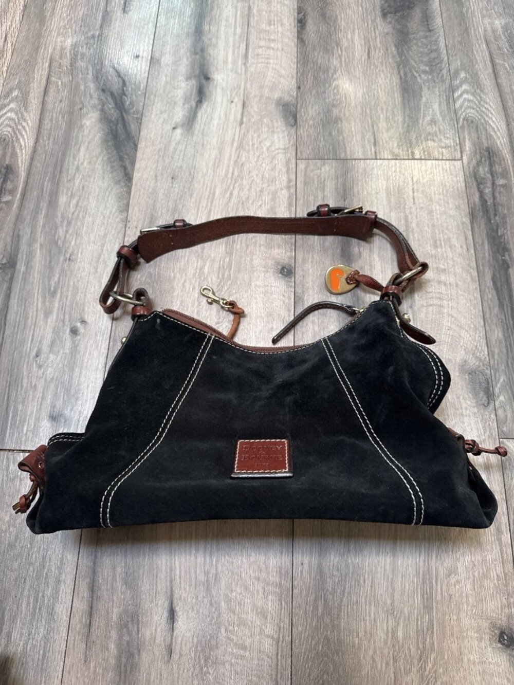 Dooney & Bourke 2010 Black Suede Leather Hobo Slouch Shoulder Bag Adjustable Str